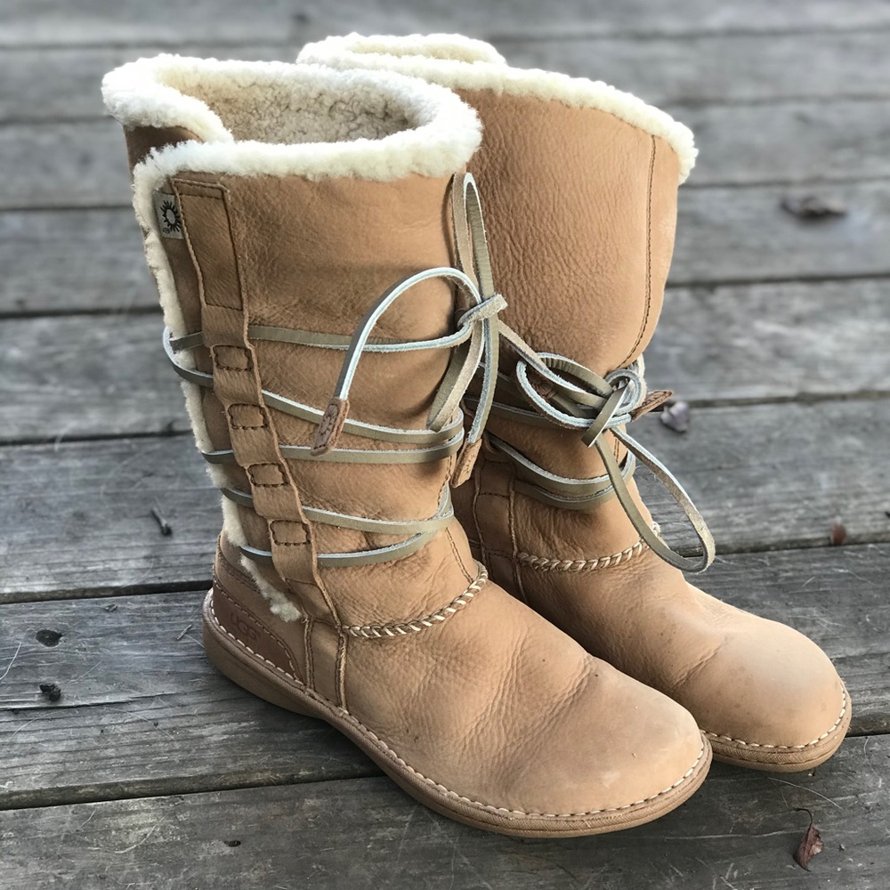 Cute tie up UGG boots.